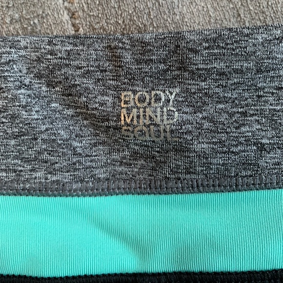 3 For $20 LA VIE EN ROSE Leggings - Picture 5 of 8